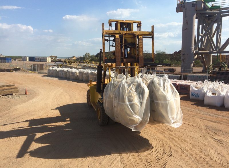 Seaswift Darwin - Goote Eyland Bagged Cement Loading